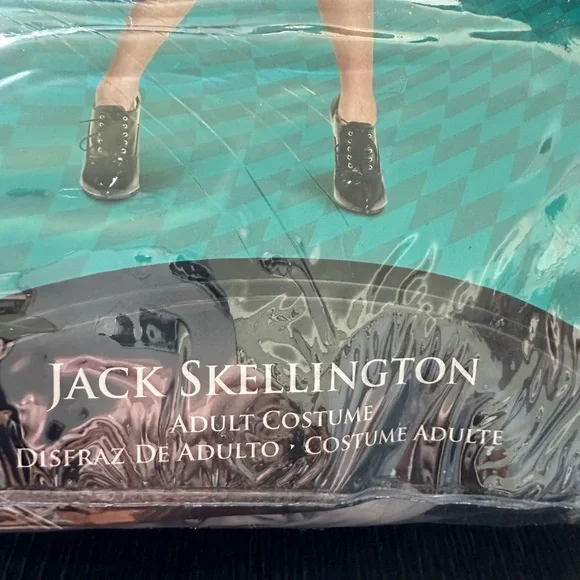 Adult Large Jack Skellington costume. - Picture 2 of 7